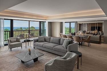 Grand Suite Unique Sea View