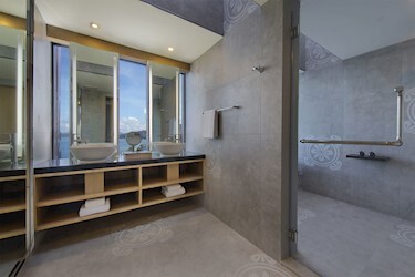 One Bedroom Hilltop Ocean View Suite