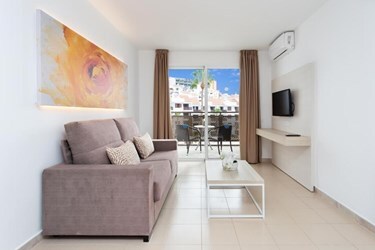 One Bedroom Apartment