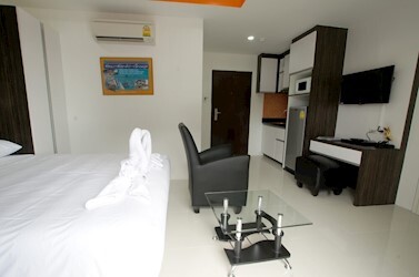 Studio Room