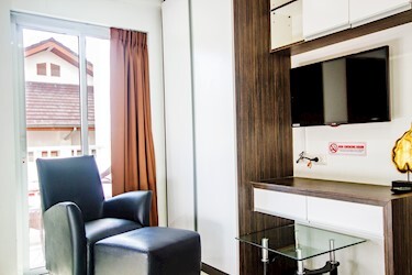 Studio Room