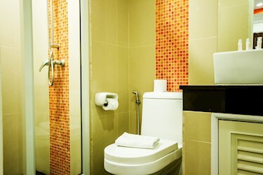 Studio Room