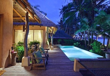 Beachfront Suite Pool Villa