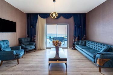 Familes-Couples Diamond Room