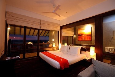 Deluxe Ocean View with Balcony