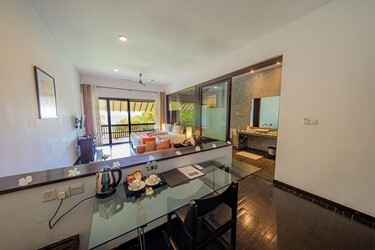 Deluxe Ocean View with Balcony