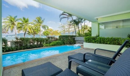 One Bedroom Plunge Pool Suite Seaview
