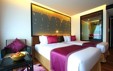 Deluxe Pool Access Room