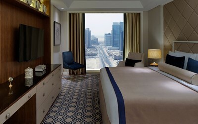Luxury Burj View Suite
