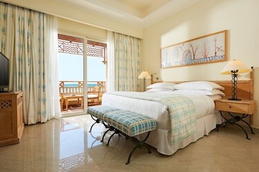 Deluxe Beach Front Suite