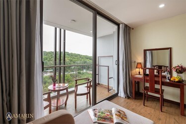Deluxe Hill View
