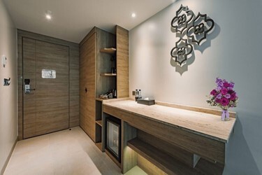 Deluxe Studio Room