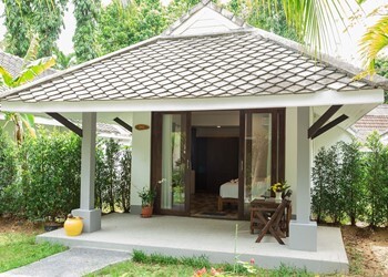 Deluxe Garden