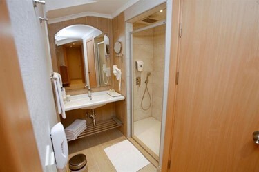 Family Suite Side Sea View