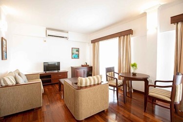 Sea View Suite