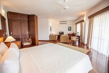 Sea View Suite