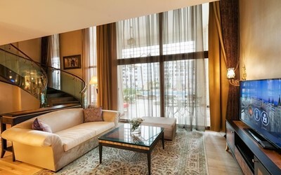 Dublex Pool Suite