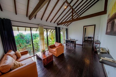 Executive Suite Ocean View with Balcony