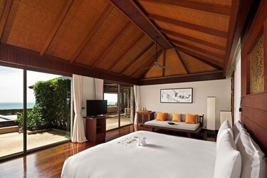 Grand residence pool villa