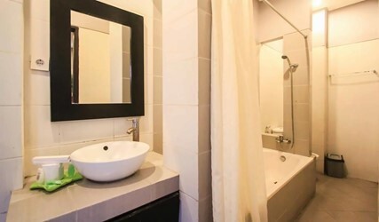 Deluxe Double or Twin Room