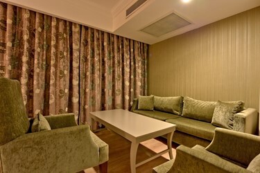 Suite Room