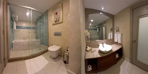 Suite Room