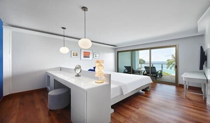 One Bedroom Deluxe Suite Seaview
