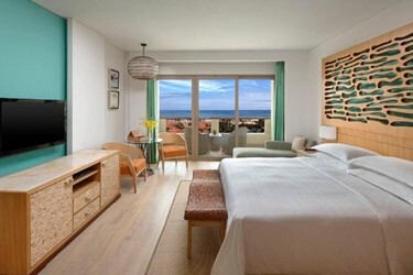 Coconut Grove Sea View King