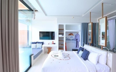 Panoramic Pool Villa