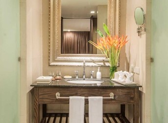 Premium Deluxe Room