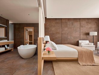 Ocean View King Bed Room