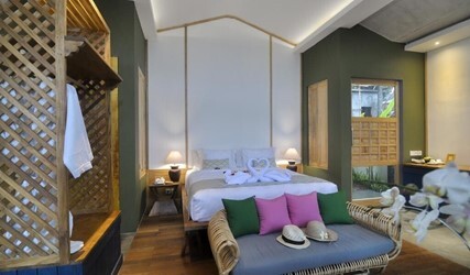 Terrace Villa with Private Pool