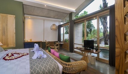 Terrace Villa with Private Pool
