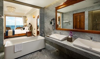 Royal Suite