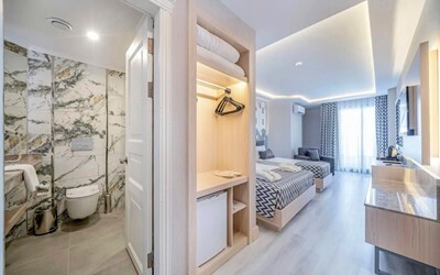 Standard Room Side Sea View B Block