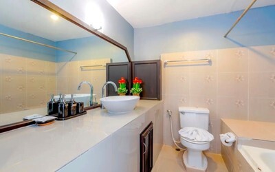 Grand Deluxe or Twin Room