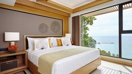 2 Bedroom Ocean Suite