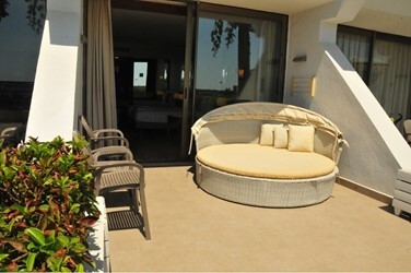 Deluxe Room with Terrace