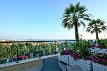 Deluxe Room with Terrace