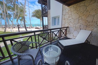 Junior Suite Ocean Front
