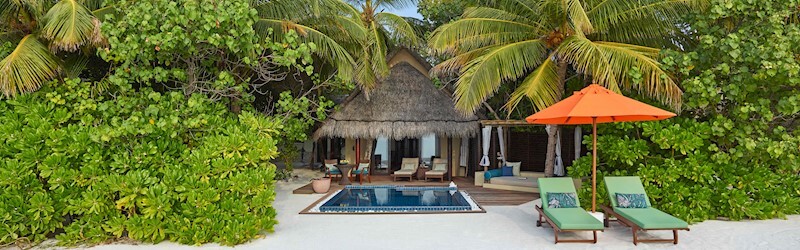 Deluxe Beach Villa with Pool