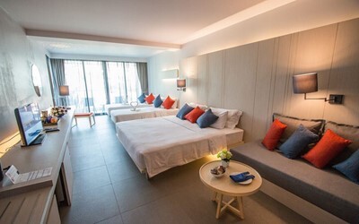 Family Room with triple bed