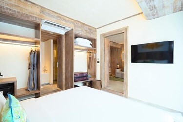 1-bedroom City View Suite