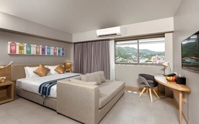 Premier Corner Mountain View Room