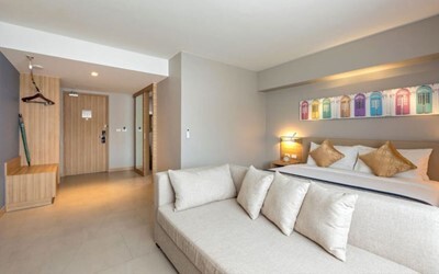 Premier Corner Mountain View Room