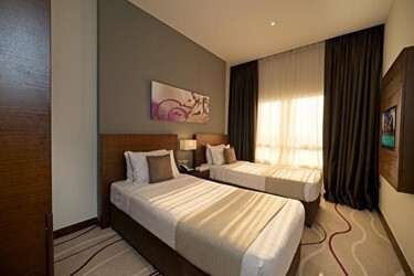 2 Bedroom Suite with kitchen