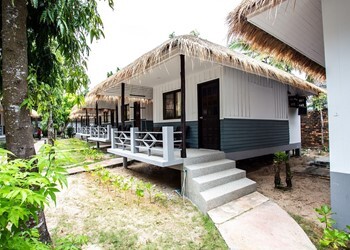 Superior Garden Cottage