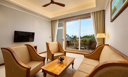 One Bedroom Apartment