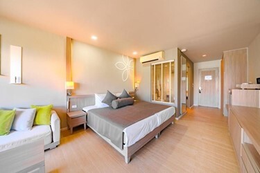 Grand Deluxe Room