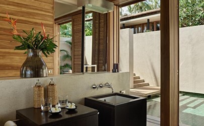 Premium Ocean Pool Suite